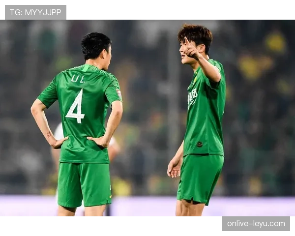 金玟哉助全北现代重夺冠军，球队状态强势回暖引关注