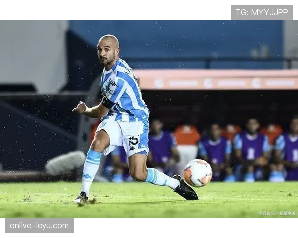 雷吉纳定位球建功,助球队状态回升再创佳绩 雷吉纳定位球建功,助球队状态回升再创佳绩