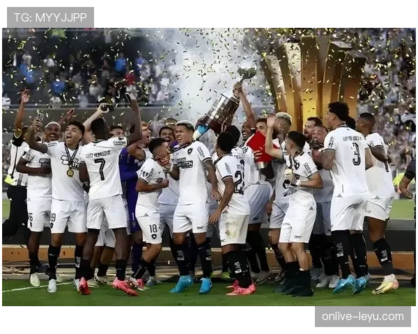 欧洲杯预选赛关键战在即，主帅背水一战盼率队突围