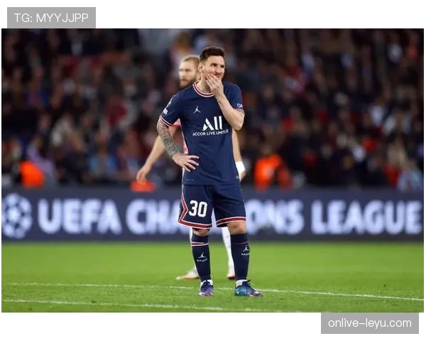 根特进攻火力全开,状态回暖引爆球迷热议 根特进攻火力全开,状态回暖引爆球迷热议