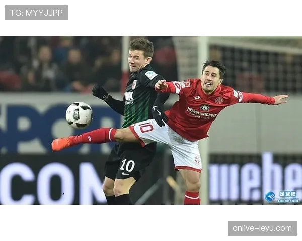 巴萨进攻体系过度依赖边路，中路渗透能力受限影响进攻多样性