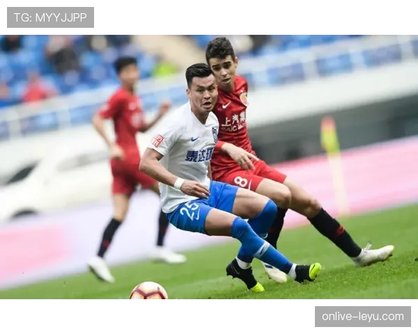 王燊超训练完直接去接娃，这反差谁懂啊